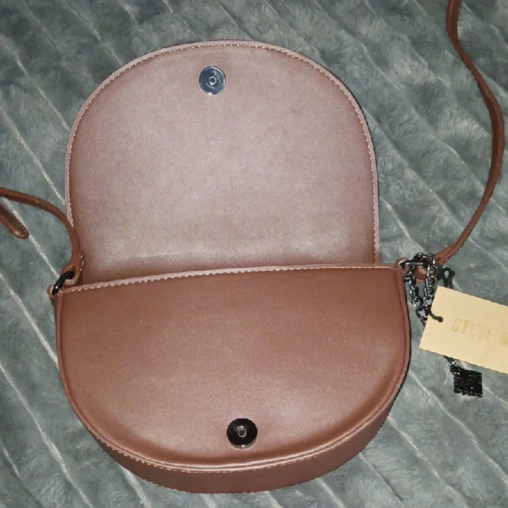 Steve Madden Brown Saddle Crossbody • Boho Chic • Adjustable Strap • Like New